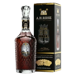 A.H.Riise Non Plus Ultra 0,7l 42%